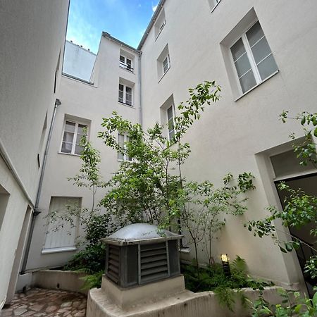 Apartamento Grand Studio Entierement Renove Au Coeur De París Exterior foto